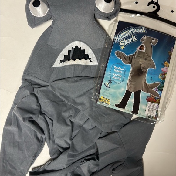 Hammerhead size kids 7-10  Gray Shark Costume - Picture 1 of 3